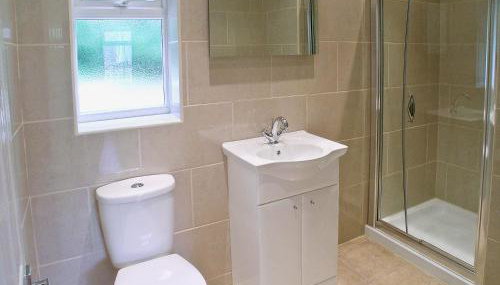 Coombehayes Lodge - Photo 5