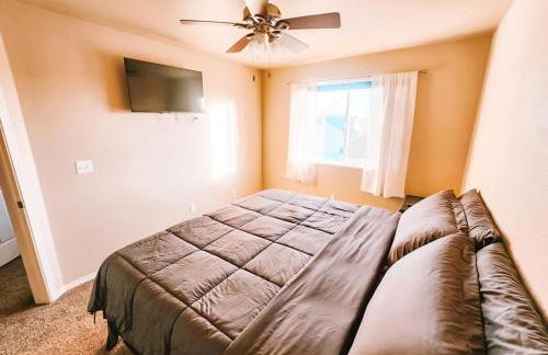 Hot Tub, King Beds, Pet Friendly Close to I25 - Foto 2