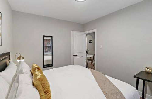 Cozy 2BR Apt - Perfect for a Seamless Stay - Montrose 1A - Foto 4