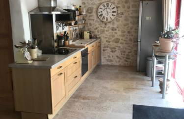 La Charmeuse - Foto 1