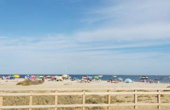 Casa dos Sorrisos - 3 bedroom apartment, terrace, barbecue, AC, Wifi, beach - Foto 29