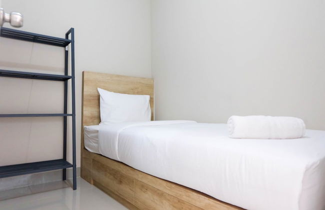 Modern and Bright 2BR Green Pramuka Apartment - Foto 3