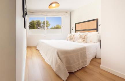 VACATION MARBELLA I Villa Moss, Golf-front, Swimming-pool, Minutes from the Marina and the Beach - Photo 40