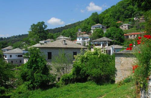 Vergonis Studios - Photo 54