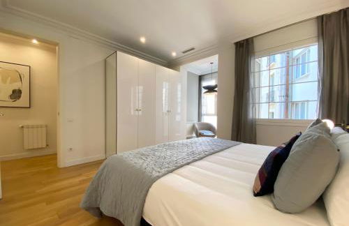 Spacious Elegant on Avenue Diagonal By MyRentalHost - Photo 12