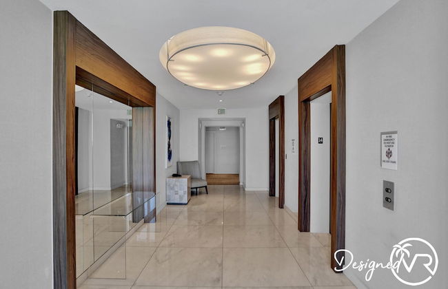 Stunning Beachfront Luxury- Your Perfect Getaway! - Photo 26