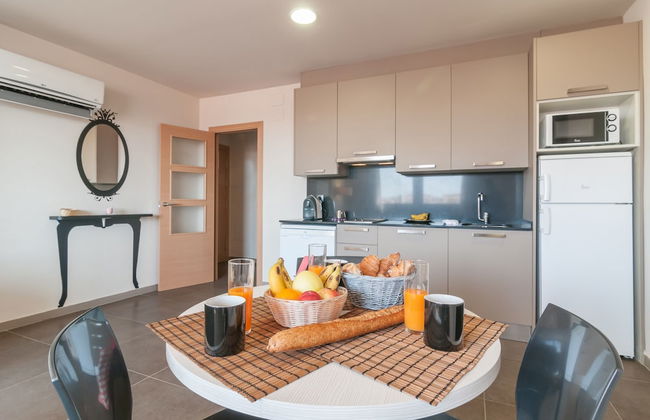 Pierre & Vacances Barcelona Sants - Foto 12