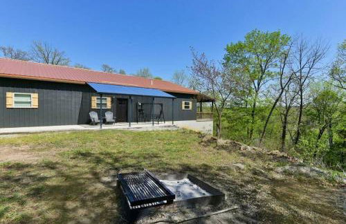 Table Rock Lakefront on 2 Acres with firepit - Foto 38