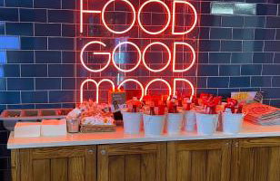 Chichester Lakeside Holiday Park Lakefront Lodge - Foto 47