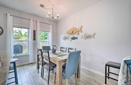 Modern PCB Home with Private Yard and Pool Access - Foto 8