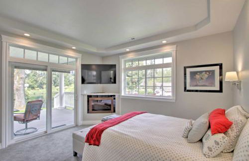 Contemporary Tacoma Cottage with Deck and Pond! - Foto 9