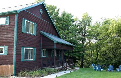 Lakefront Vacation Rental with a Deck and Hot Tub near Wisconsin Dells - Foto 14