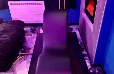 Le Confidentiel -Love Room, marbres, jeux, jacuzzi - Foto 9