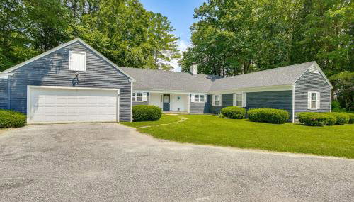 Water-View Home in the Berkshires - Foto 1