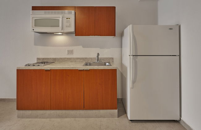 Extended Suites Monterrey Aeropuerto - Foto 25