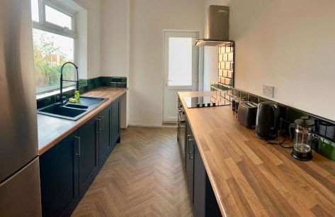 House in Tyneside Perfect for Travelers, Groups & Contractors Free Parking - Foto 22