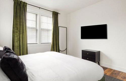 Luxe Lakeside New Build by Flathead Lake Speakeasy - Foto 41