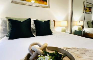 Modern 2 Bedroom Ground Floor Apartment near city centre - Photo 45