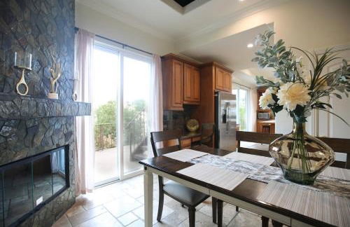 5 BR/5 BA Getaway with a View - Foto 11