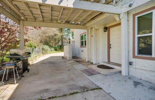 Modern Lake Conroe House with Lakefront Park and Deck! - Photo 36