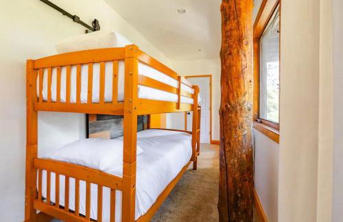 Reduced Nightly Rates! Park City Cabin, Hot Tub, Fire Pit - Sleeps 14 - Photo 62