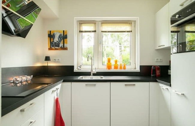 Rustic Villa w/ Shared Pool - Photo 3