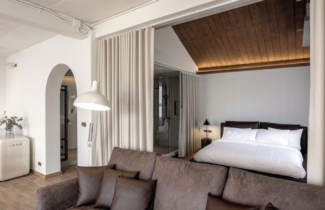 The Lair Bangkok - Photo 32