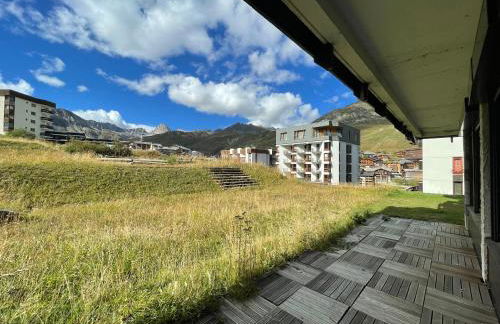 Ski in-Ski out! Spacious & Stylish Apartment for 8 in the heart of Lavachet - Foto 28