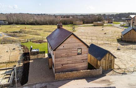 Sunday Sun BR31 Silverlake Dorset - Photo 2