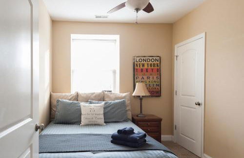 Family Retreat - Hot Tub - Fireplace - Tower Grove - Foto 14