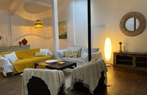 Artist's Home - Villa & Private Courtyard - 200m2 - Foto 2