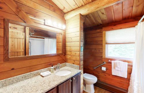 Wooded Family Retreat! 11 Mi to Acadia Entrance - Foto 12