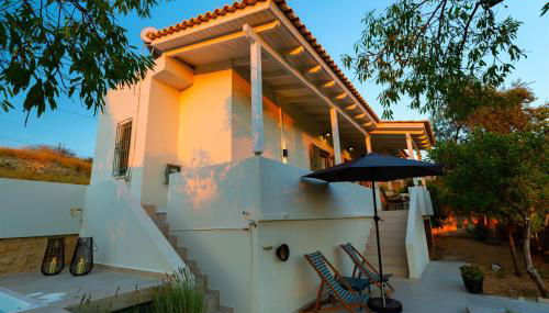 Leonti Maison - Foto 4, Garden, sunbed, Garden view