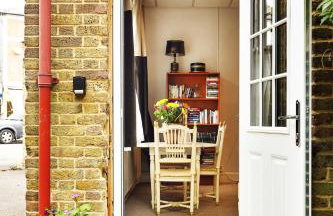 Hampton Court Grand Snug Sleeps 6 - Palace walk - Foto 9