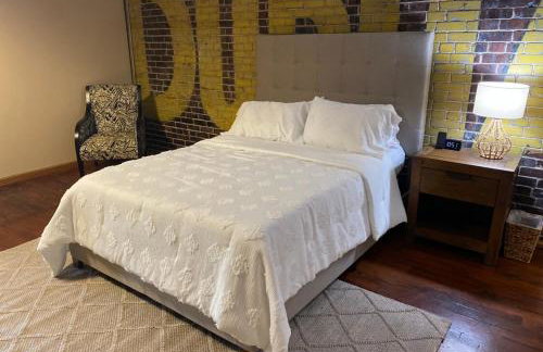 The Loft at Bite Me BBQ - Foto 8