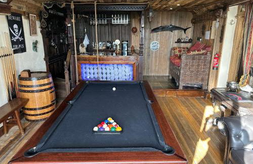 Coed Y Ddraig - themed 3 bedroom cottage, with bar & pool table - Photo 29