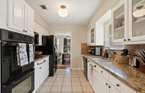 4bd Near Airport & Downtown - Volleyball - Games - Foto 25