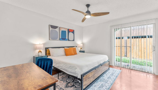 Prime Soco Airy 1BR King Suite w Pool Parking - Foto 5, Zimmer