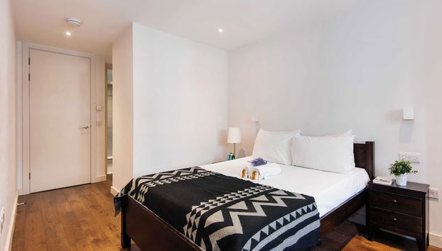 Vibrant 2BR Retreat in Baker Street - Foto 3, Habitación