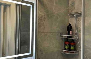 One bedroom Putney Village flat - Foto 16