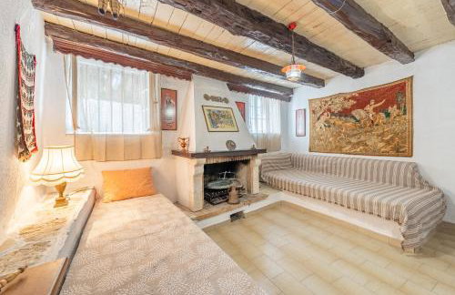 Priest's Traditional Mansion - Photo 5