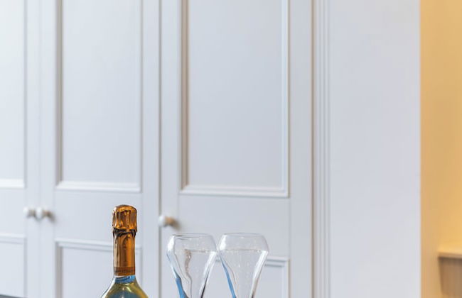 King Bed Luxury View - Captains Retreat - Foto 25