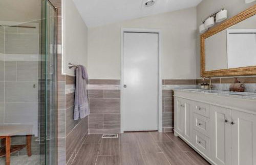 Expansive Ocean-View Retreat with Home Theatre & Spa - Foto 42