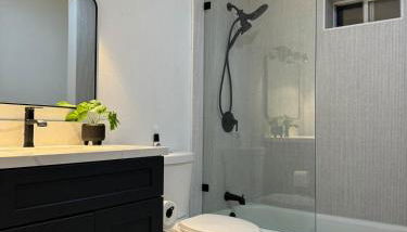 Lakefront Oasis - Foto 4, Shower