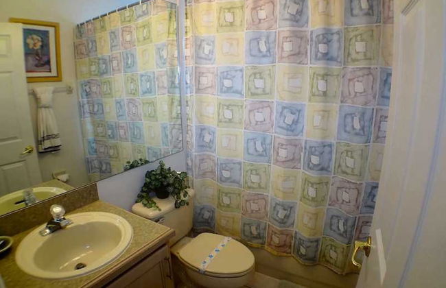 4BR 3BA Home in Indian Creek by CV-2675 - Foto 20