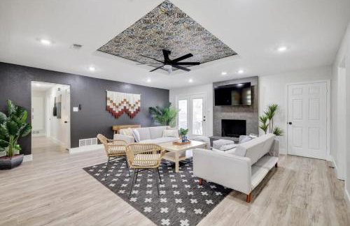 Relaxing Texas Retreat 4BR w Pool & Dream Kitchen - Foto 7