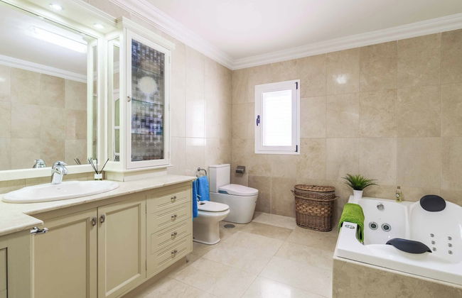 Villa Cervera - Photo 40