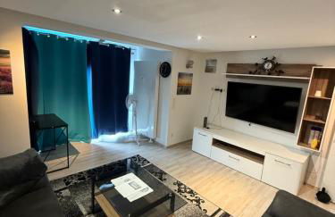 Stilvolle Wohnung im Erdgeschoss - Foto 1