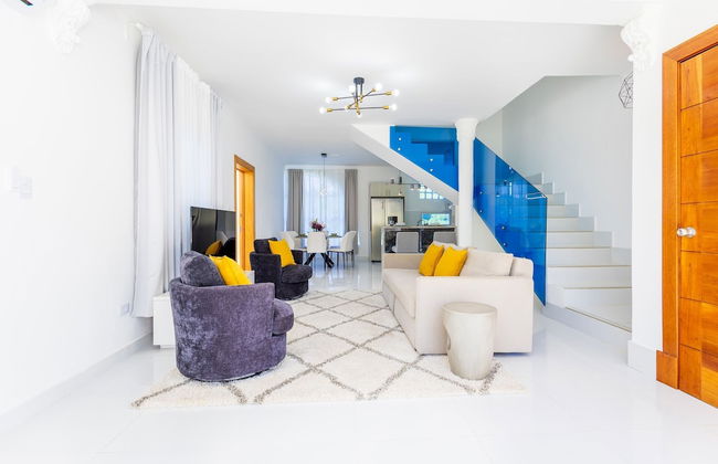 Relaxing 3-bedroom Villa With Pool Rooftop Jacuzzi in a Secluded Setting - Foto 18