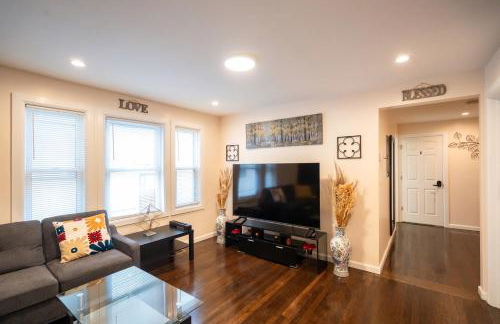 30-1 - 4BR Boston - Cozy Apt near Geneva Cliffs - Foto 1